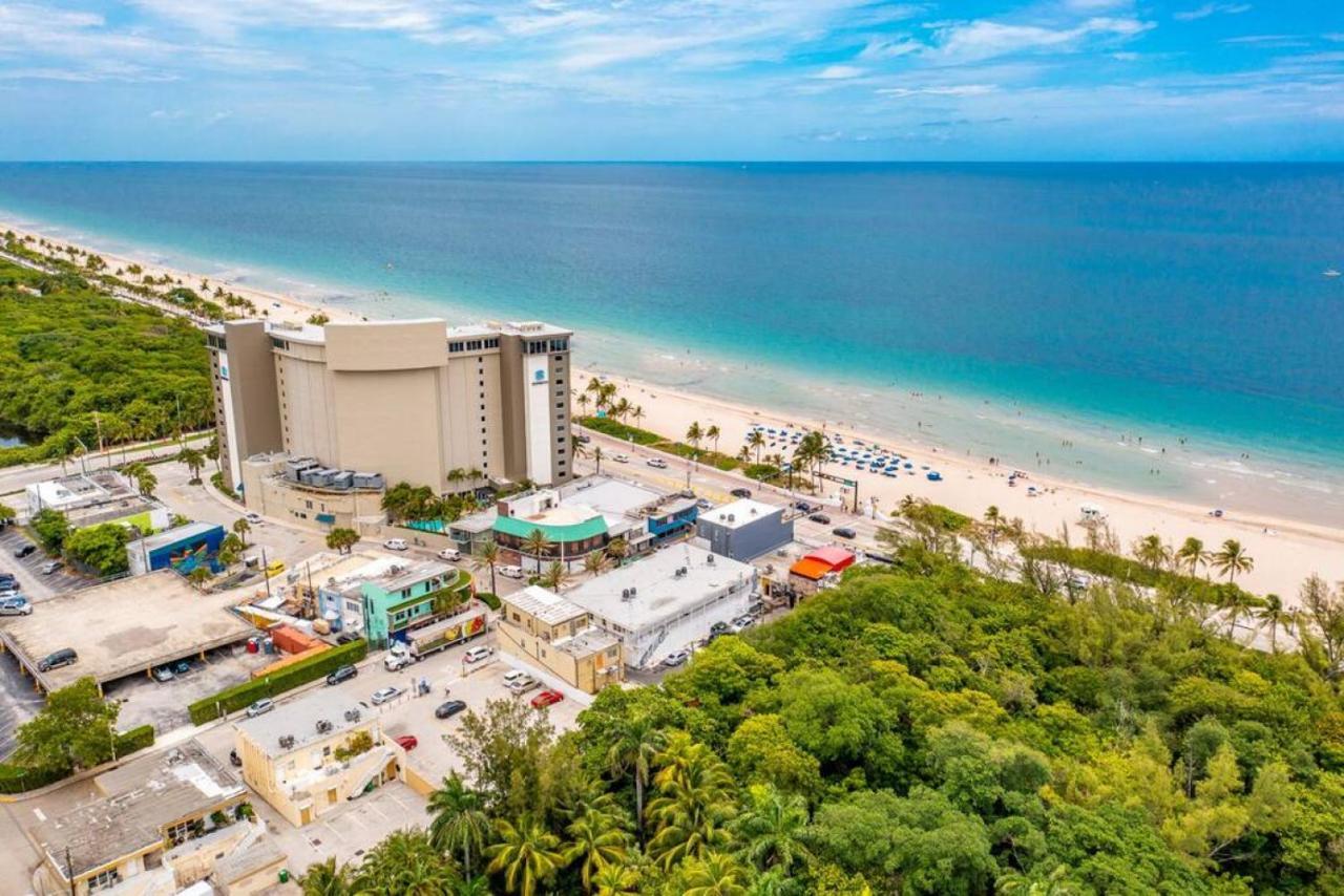 The Purple Pelican Beachfront With Ocean Balcony Unit 2 Fort Lauderdale Exteriör bild