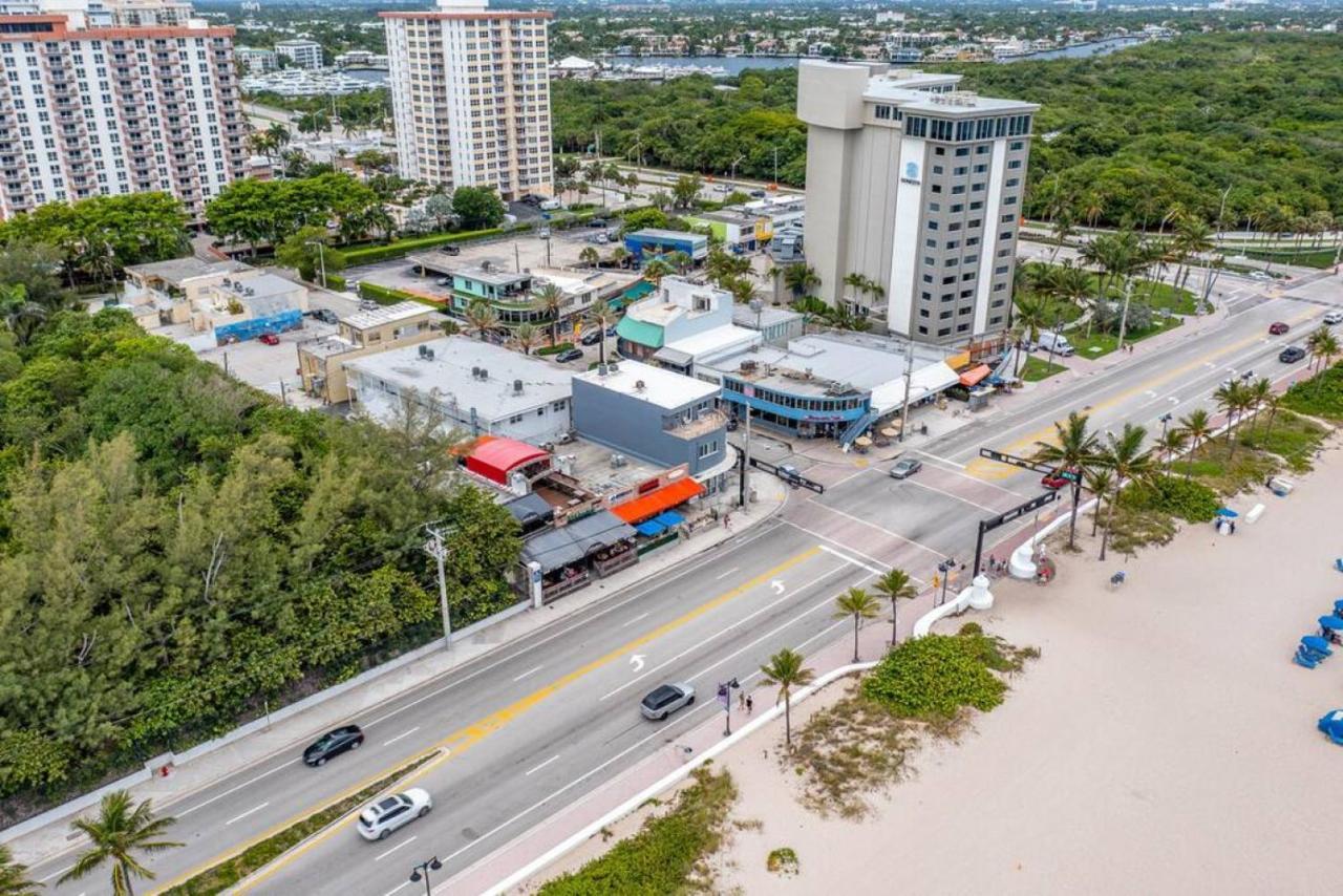 The Purple Pelican Beachfront With Ocean Balcony Unit 2 Fort Lauderdale Exteriör bild