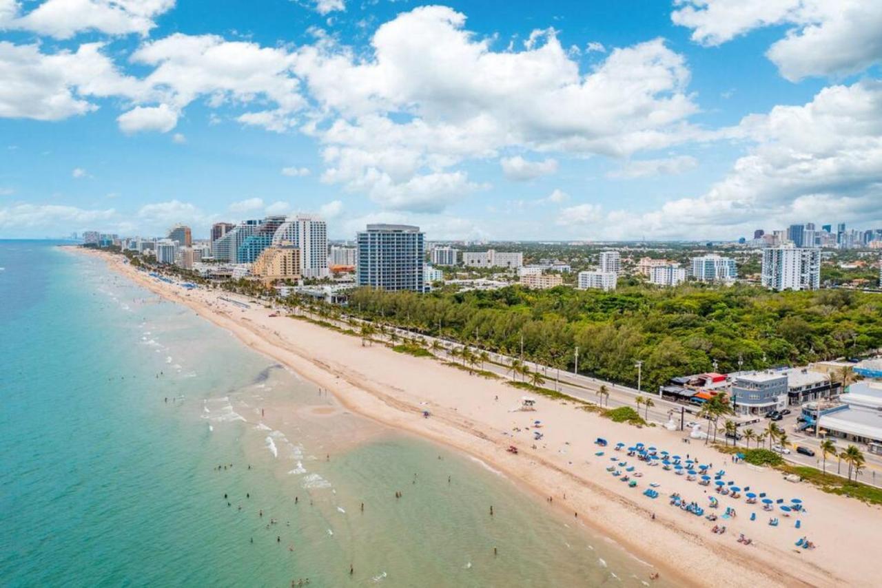 The Purple Pelican Beachfront With Ocean Balcony Unit 2 Fort Lauderdale Exteriör bild