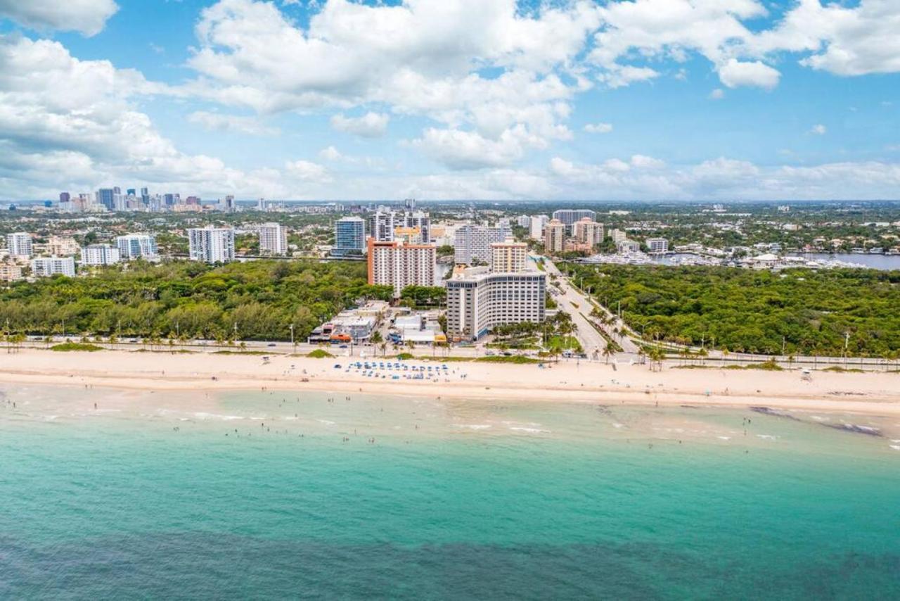 The Purple Pelican Beachfront With Ocean Balcony Unit 2 Fort Lauderdale Exteriör bild